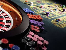 Pengguna nyaman mengelola akun dan privasi dengan dukungan 10naga yang terpercaya